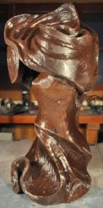 Harry Pollitt - creating Mariah glass sculpture 4