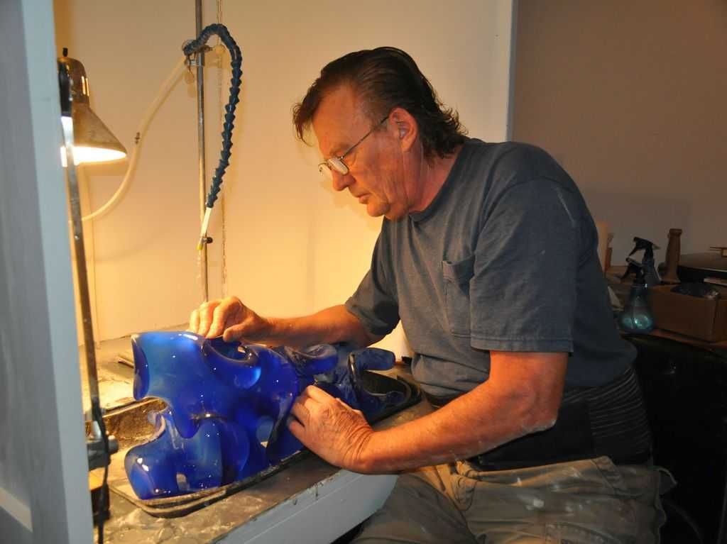 Harry Pollitt - creating Enigma glass sculpture by cold working after the foundry